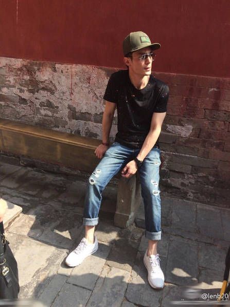 霍建华周迅低调逛故宫 被侃微服私访(图)