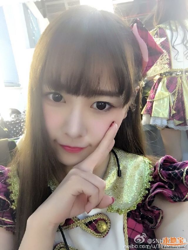 snh48成员唐安琪甜美私照