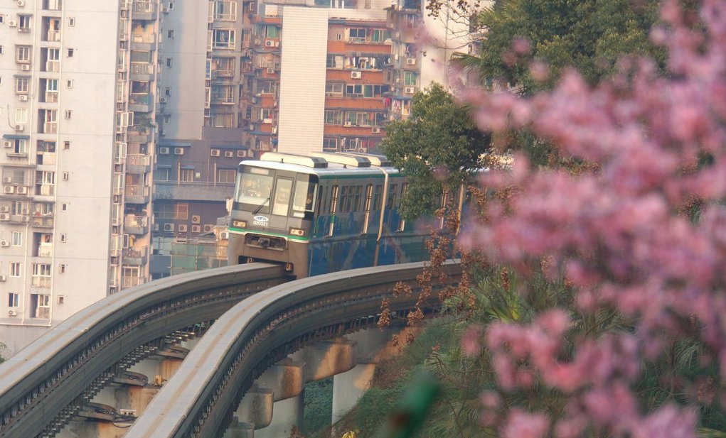 重庆开往春天的列车周边有什么好玩的吗？（附路线）