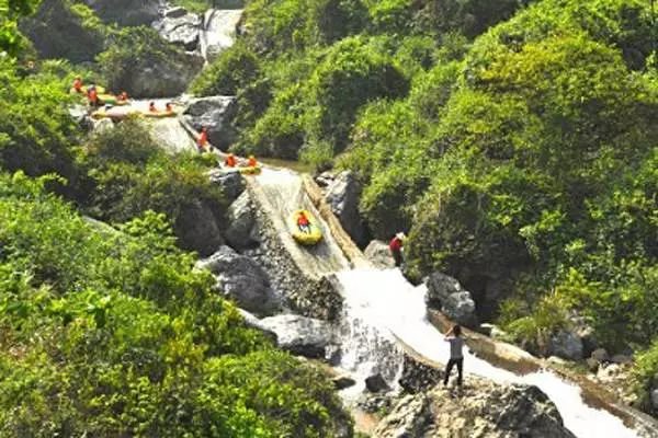 长沙旅游 长沙景点 景点问答 > 宁乡龙泉漂流好玩吗?