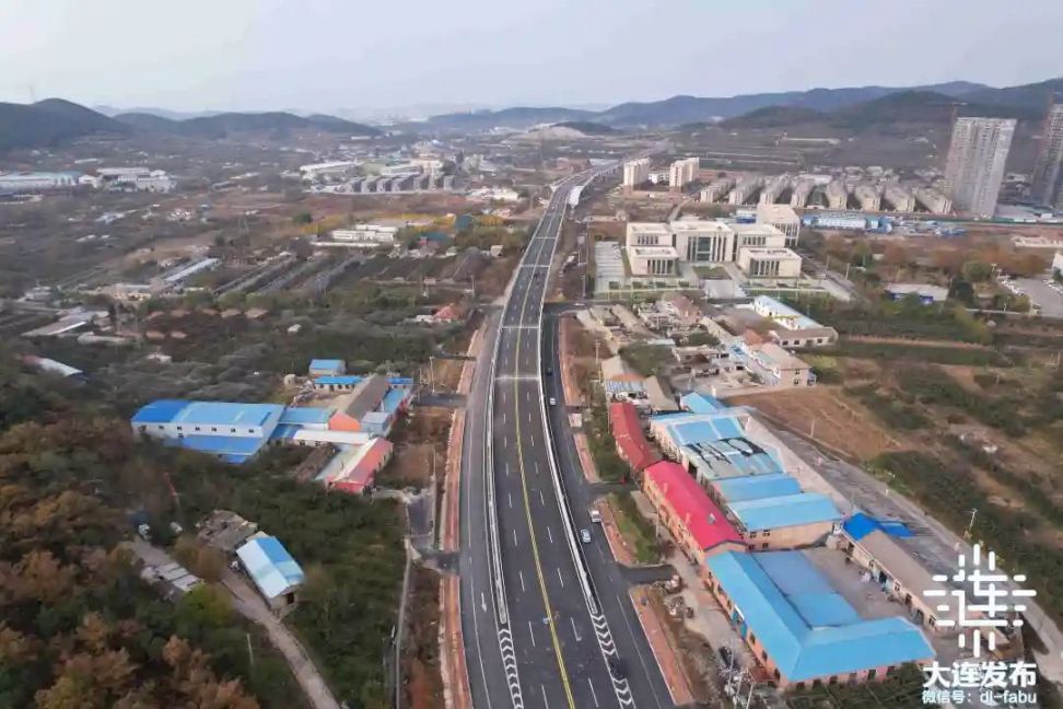 大连至旅顺中部通道工程金柳路段旅顺段正式通车