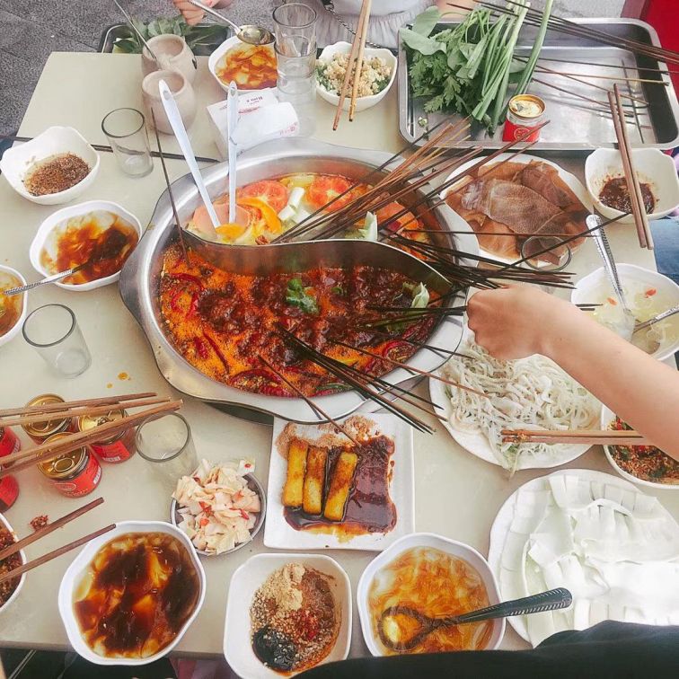 贵阳铁路 贵阳高铁 > 成都美食推荐(附实拍图)    一,成都美食—小吃