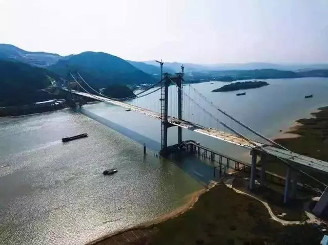汕湛高速清远到云浮段将于2019年建成通车