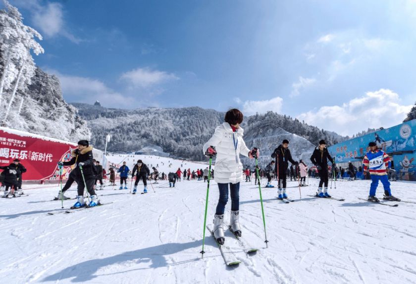 杭州临安大明山滑雪场几月份关门?