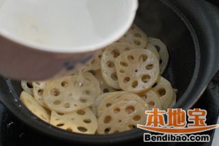 【莲藕木耳炒肉片】的做法步骤:13