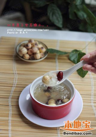 莲子雪耳糖水---解决秋燥的食谱的做法步骤:10