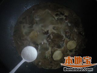 牛肉砂锅的做法步骤:12