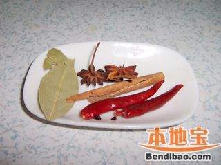 砂锅小土豆的做法步骤:2