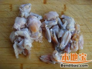 麻辣甘香---干锅牛蛙的做法步骤:1