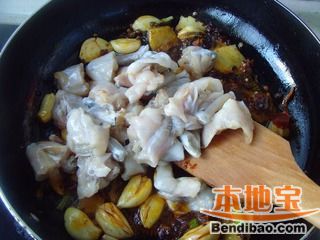 麻辣甘香---干锅牛蛙的做法步骤:5