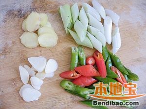 【顶级厨师】一鸭六吃之三----干锅三宝的做法步骤:7