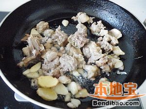 【顶级厨师】一鸭六吃之三----干锅三宝的做法步骤:14
