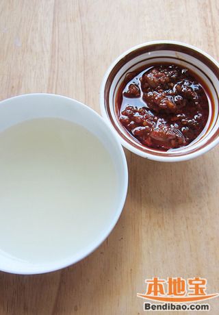 越吃越过瘾的{干锅酥皮豆腐}的做法步骤:2