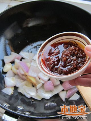 越吃越过瘾的{干锅酥皮豆腐}的做法步骤:9