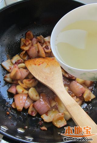 越吃越过瘾的{干锅酥皮豆腐}的做法步骤:11