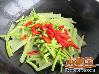 干锅腊肉的做法步骤:9