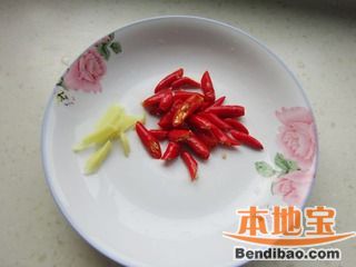 干锅腊肉的做法步骤:6