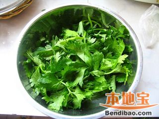 陕西特色面——芹香biangbiang面的做法步骤:1