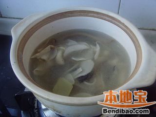 菌菇煲的做法步骤:6