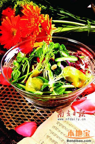 吃盆菜,求的是“盆满钵满”的意头