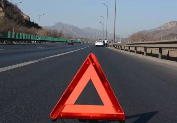 高速5大跟车技巧,一个不能少!