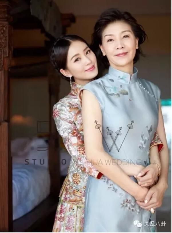 刘诗诗妈妈叫什么多大 刘诗诗妈妈私照曝光