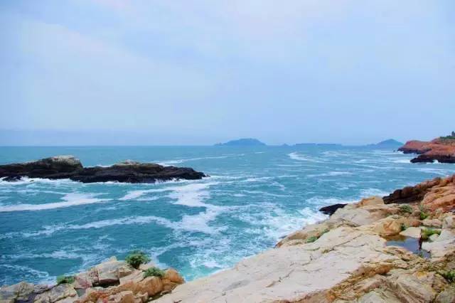 大陈岛位于台州湾口外,山海—体,有着绝美的海港自然风光,被人称作为"
