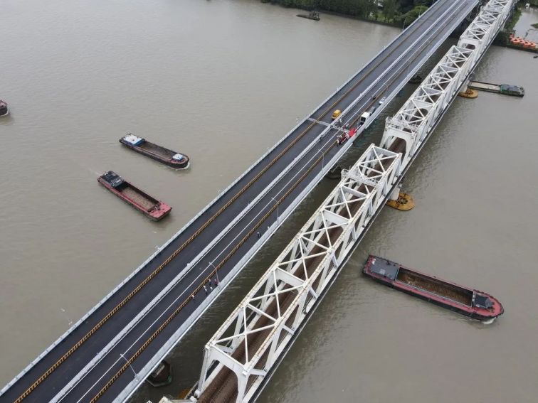 上海松浦大桥2020年8月30日零点正式通车