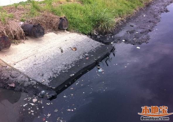 深圳高度治理茅洲河污染6违法背景惩处顶格重拳墙50pvc管行为图片