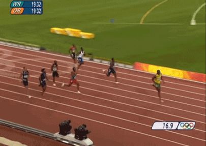 博尔特百米三连冠 称还没有完全发力