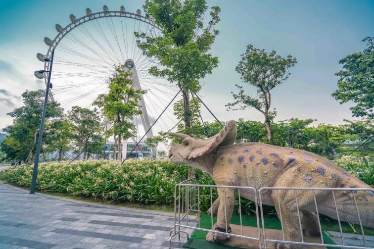 6月25日至8月31日:10:00-22:00    展览地址:深圳市宝安区欢乐港湾l1