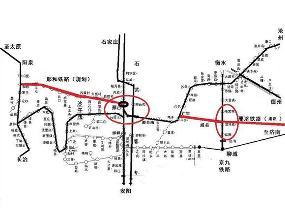 邢济铁路简介: 邯郸至济南铁路,线路起自河北省邯郸市鸡泽县并连接邯黄铁路,向东经(河北境内)曲周县、邱县、临西县、(山东境内)临清市、高唐县、齐河县、槐荫区,与京沪铁路接轨终点进入济南站,全长192.6公里,现已报请中国铁路总公司,预计2015年完成预可研,2017年开工,2021年力争建成,设计标准为国铁一级,是全立交、全封闭客货两运单线铁路(预留双线条件),牵引动力为电气化,年输送能力为6000万吨,客运50对/日,设计时速为140-160公里/时,全线设46座车站