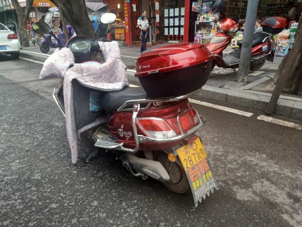 重庆电动摩托车需要驾驶证吗?- 重庆本地宝
