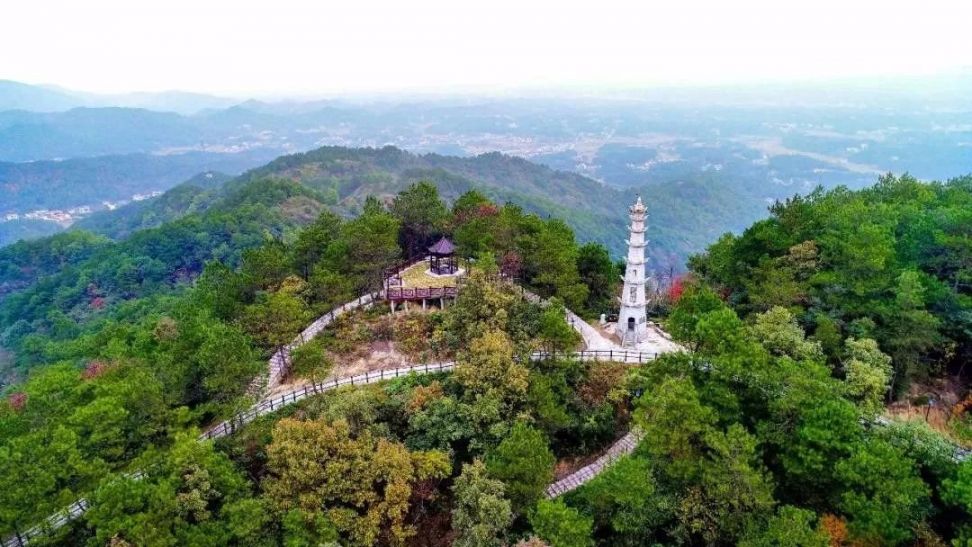 银坑天华山风景区图片