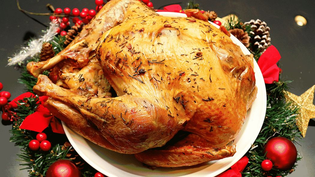 76头盘-烤火鸡 面包篮配黄油和果蔬沙拉76奶油南瓜浓汤配芒果紫薯