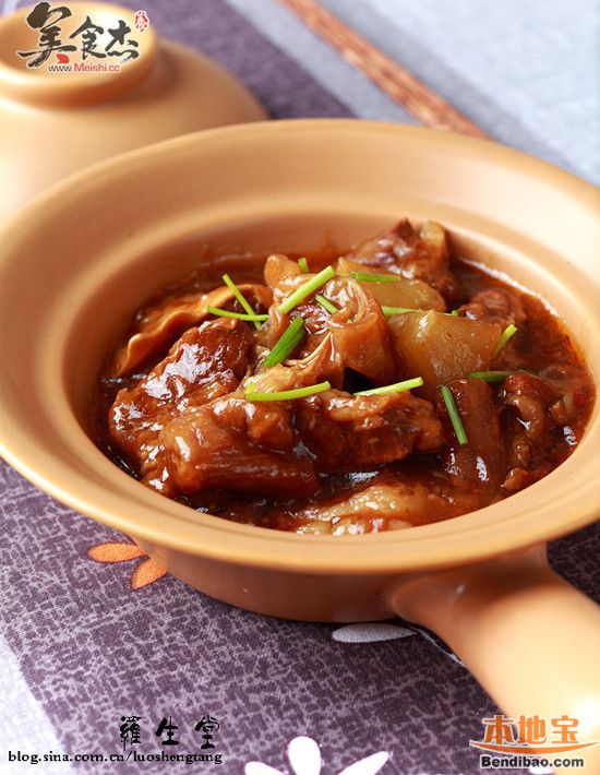 萝卜牛腩煲的做法