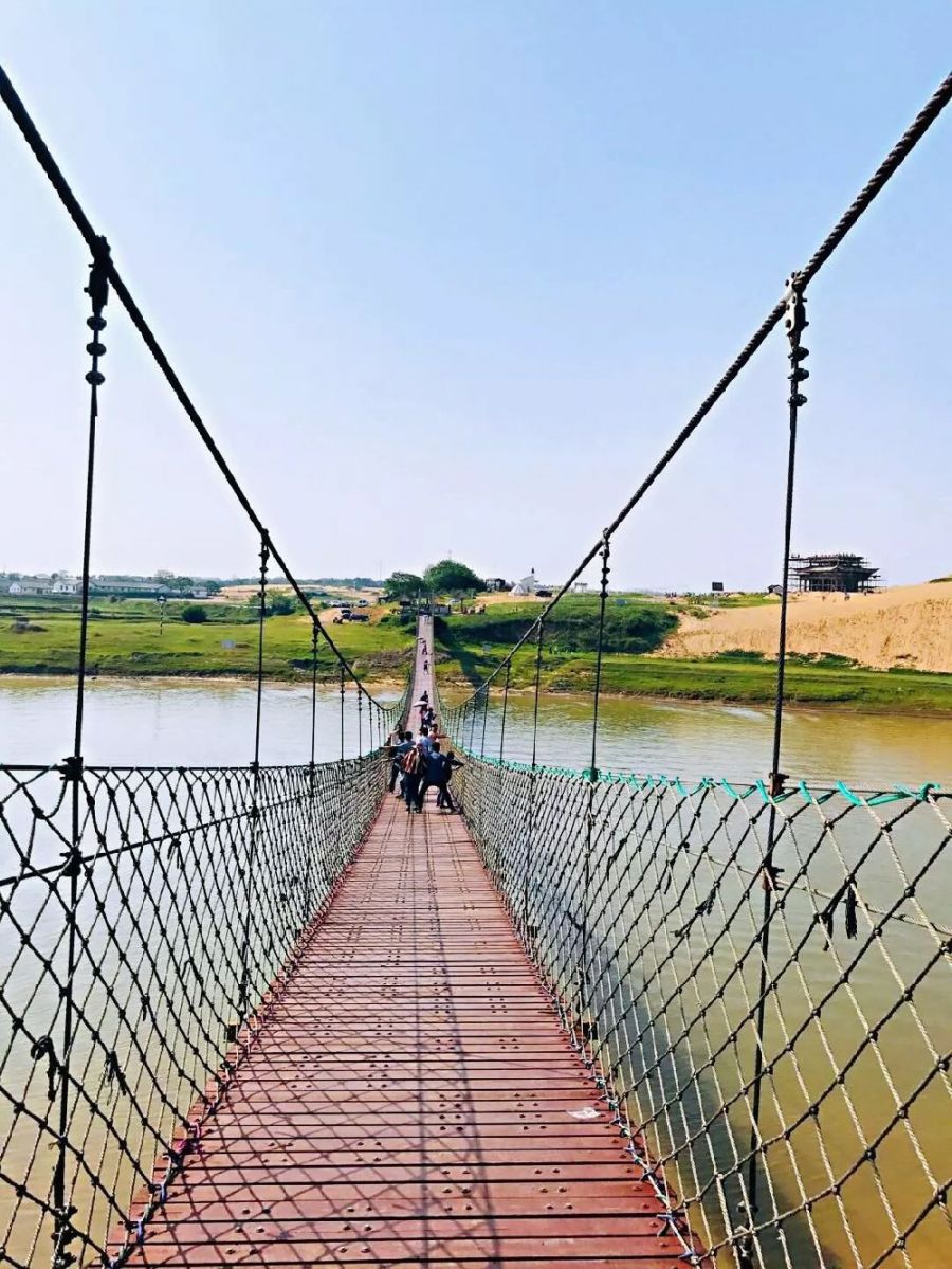 南昌厚田沙漠旅游景区图片